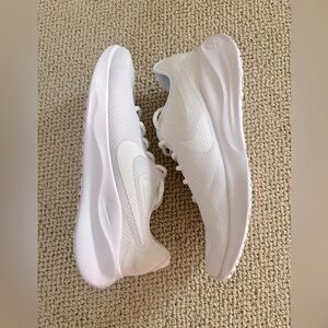 New Nike Revolution 7 White Athletic Shoes